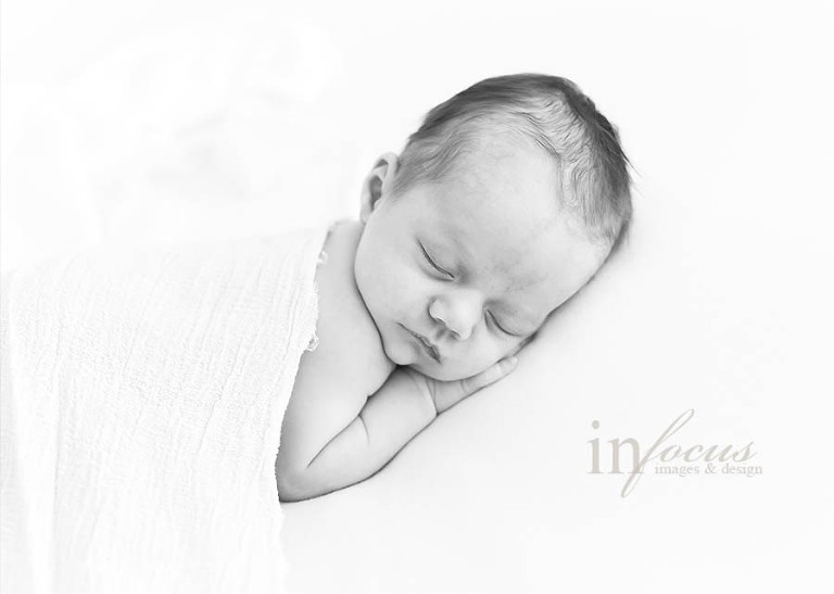 (c) In Focus Images & Design