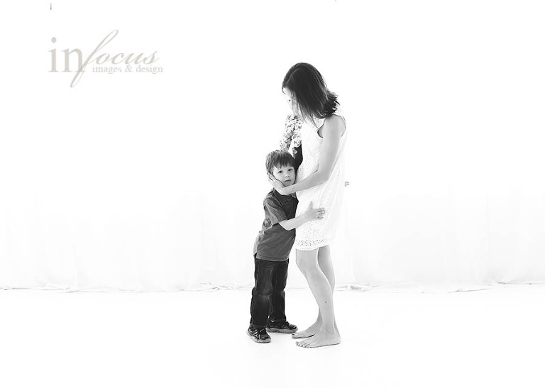 (c) In Focus Images & Design