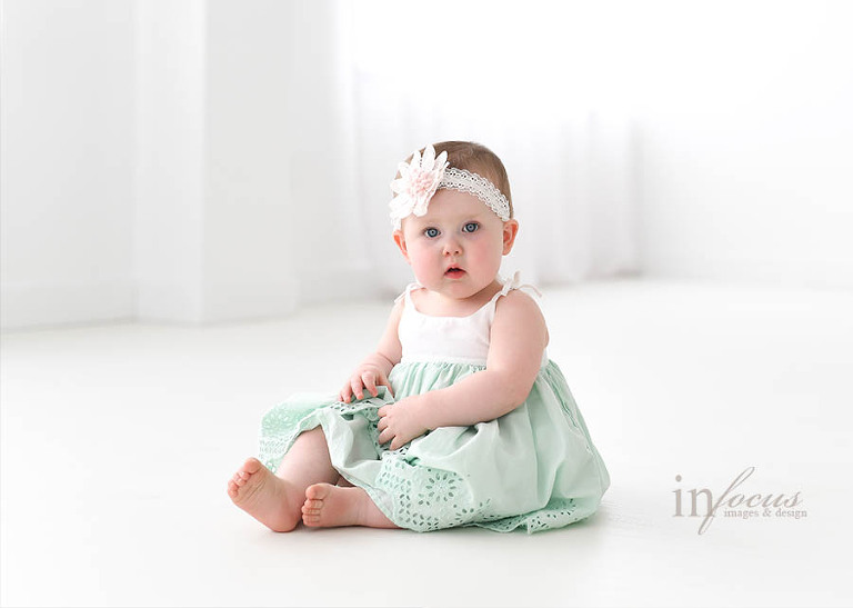 (c) In Focus Images & Design