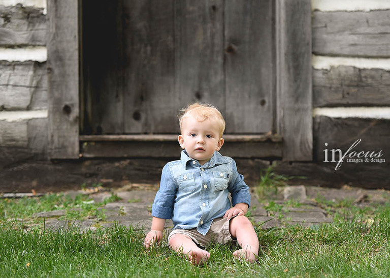 (c) In Focus Images & Design