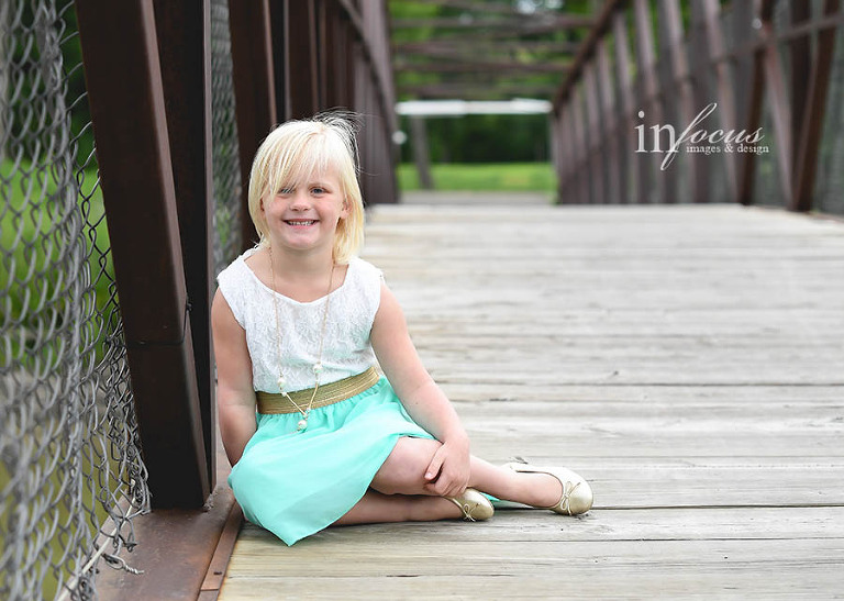 (c) In Focus Images & Design