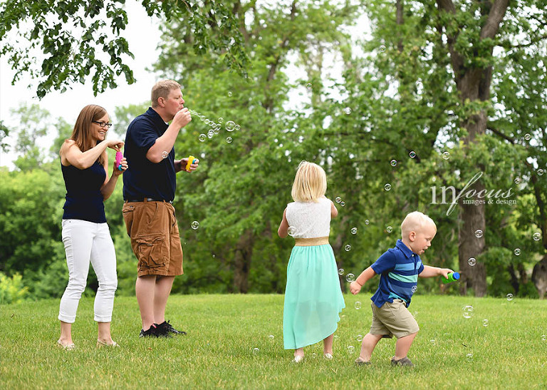 (c) In Focus Images & Design